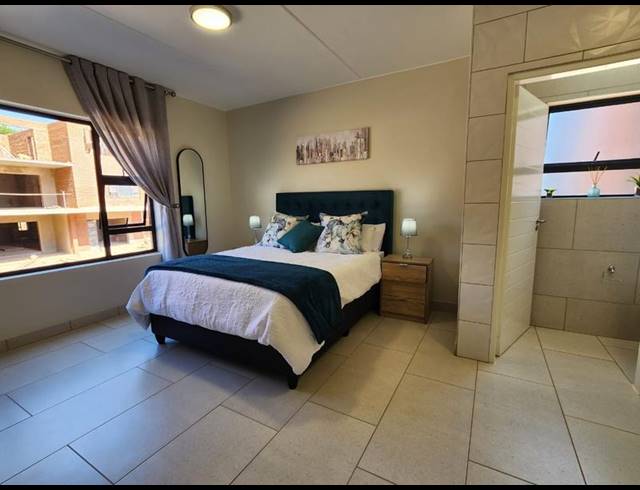 2 BEDROOM PROPERTY TO RENT IN BEDFORD GARDENS